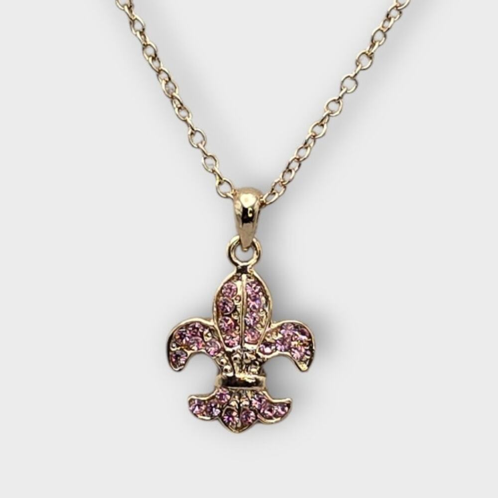 Fleur-de-Lis Pink Rhinestone Gold Cookie Lee Pendant Necklace Vintage Romance